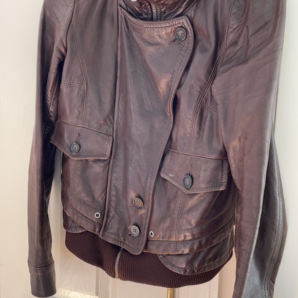 Theory brown leather bomber size small - Picture 3 of 7